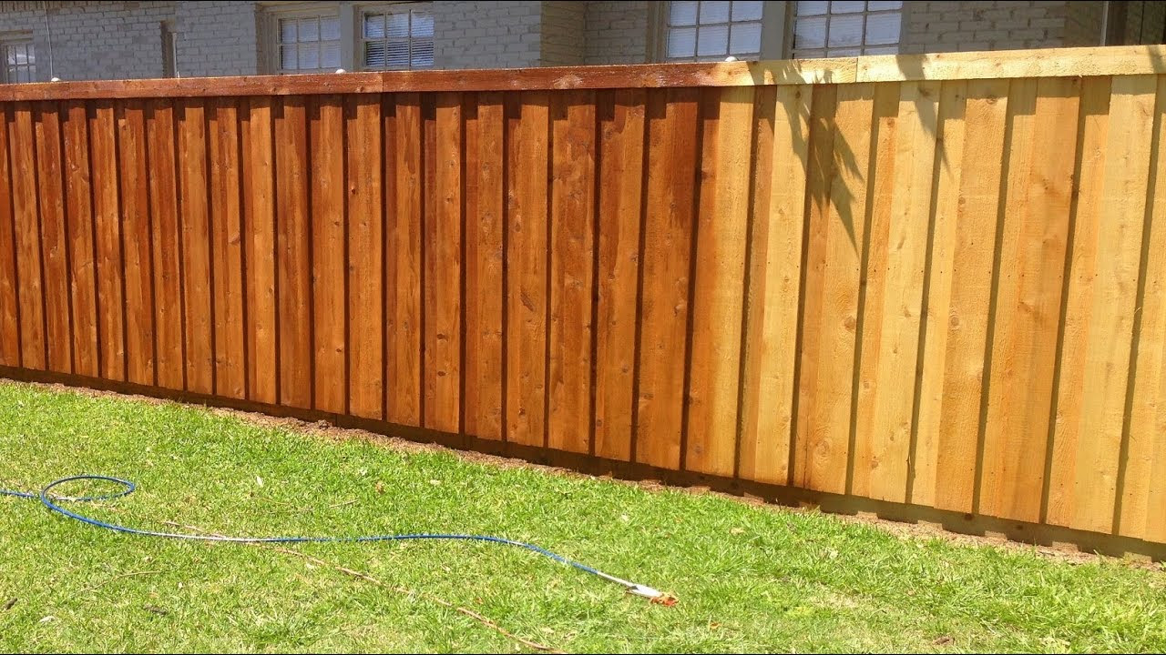 How we Stained our New Cedar Wood Fence - YouTube
