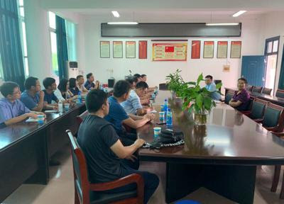 阜阳四中 河南省永城市第三高级中学来毛坦厂中学参观交流 安徽频道 凤凰网