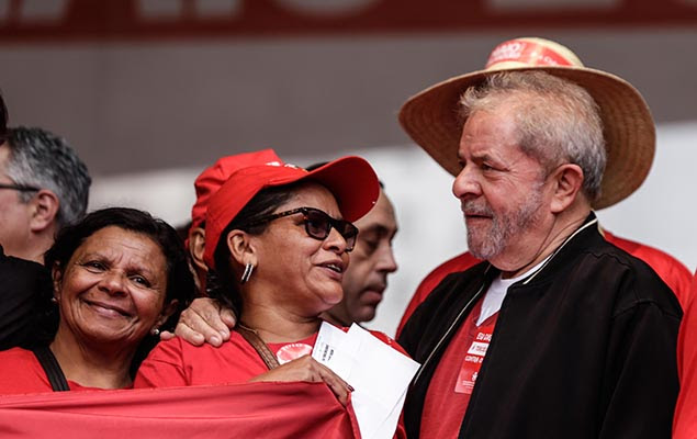 O ex-presidente Luiz Inácio Lula da Silva em ato da CUT e centrais sindicais no centro de SP
