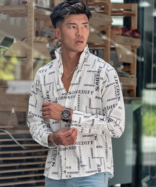 カジュアルシャツ シャツ ブラウス Somediff サムディフ のファッション イタリアンカラーシャツ 秋冬新作 トップス Somediffオリジナル 総ロゴ柄長袖シャツ