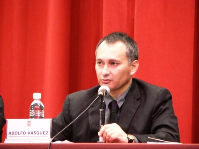 http://farm9.staticflickr.com/8425/7811239194_c0ab052b19_z.jpg