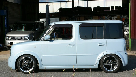 キューブ 車高調取付 カラコンブログ