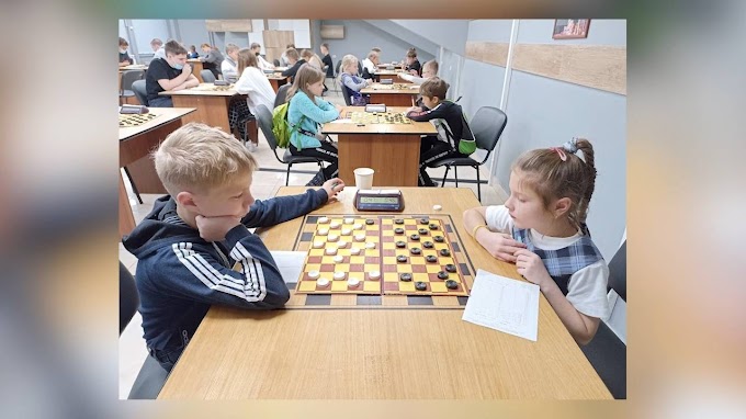 23 призовых места заняли братские шашисты на первенстве СФО по стоклеточным шашкам