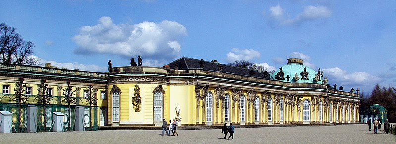 File:Potsdam - Schloss Sanssouci.jpg