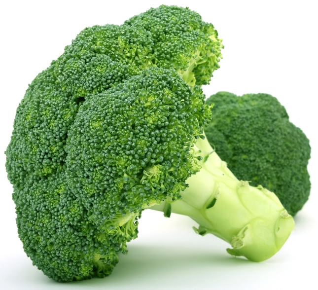 Brokoli menyediakan bonus kesihatan dalam bentuk bahan-bahan perlindungan yang boleh melindungi anda daripada penyakit. Brokoli merupakan keluarga sayuran kubis di mana secara kolektifnya ia dikenali sebagai cruciferous vegetables.