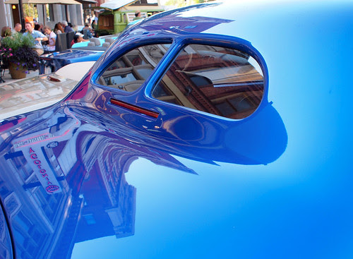 Blue reflections