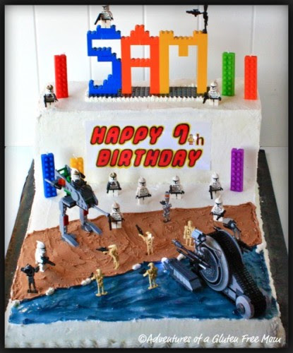 Star Wars Cake Pan. Dye-Free Star Wars Lego
