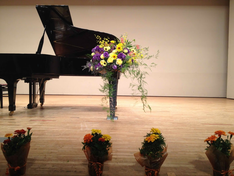 会場装花 スタンド花 発表会 生花 アレンジメント イベント