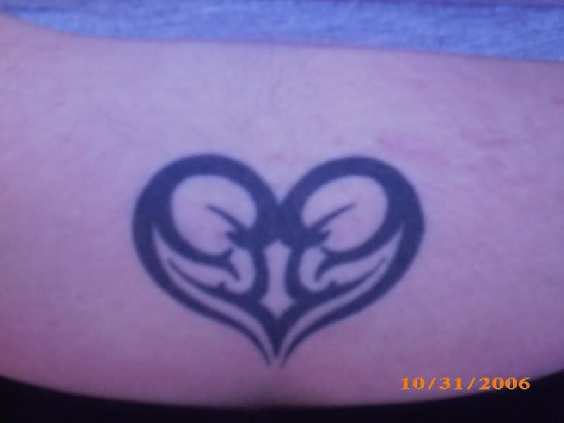 Sexy Lower Back Tattoos Female Picture 5