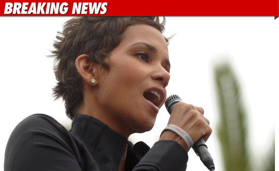 0713-halle-berry-2-bn
