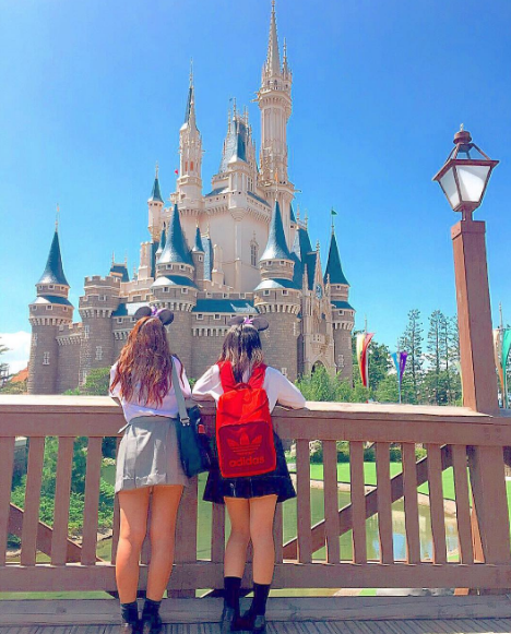 マツコ会議の制服ディズニーが賛否両論 原宿以外で買える場所はどこ 旅行 旅りょこうたび ディズニーとエンタメの新しい世界