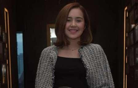 Foto Beby Tsabina Tambah Manis Dengan Gaya Rambut Baru Foto Beby Tsabina Tambah Manis Dengan Gaya Rambut Baru