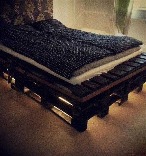 Pallet Furniture Bed Lights Diy lighted pallet bed frame: