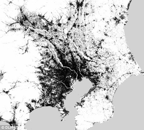 Over 9 million people live cramped together in the centre of the Japanese capital, Tokyo. But the city has long since merged with other cities, such as Yokohama, themselves numbering over a million inhabitants. The radar data from the German Aerospace Center (DLR) satellites TerraSAR-X and TanDEM-X show how nature imposes limits on the urban sprawl, enclosing the metropole between the ocean and the mountains.