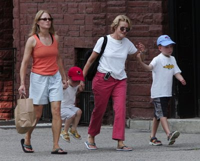 Jodie Foster Gay Rumors image