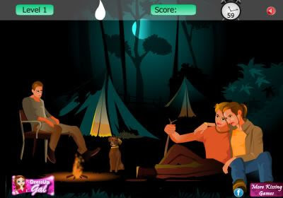 Play Camp Fire Kiss