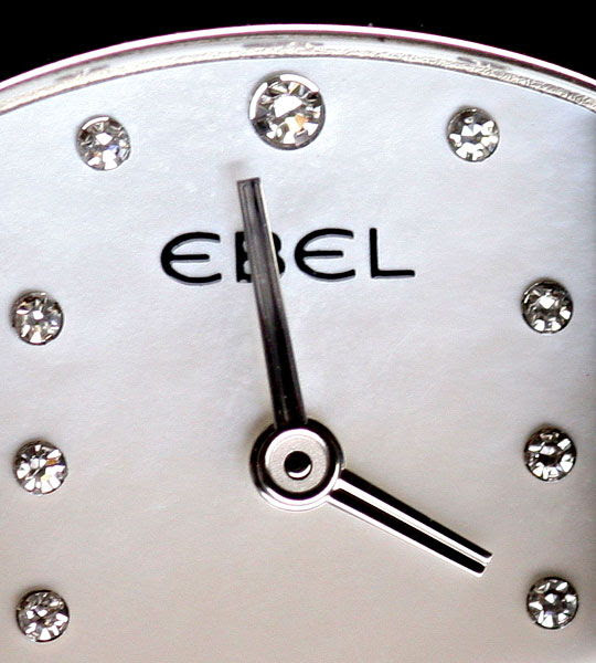 Originalfoto EBEL BELUGA MANCHETTE UHR DIAMANTEN PERLMUTT