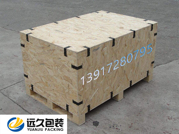 制作出口卡扣包装箱的松木osb板材到底环不环保 上海包装箱厂家
