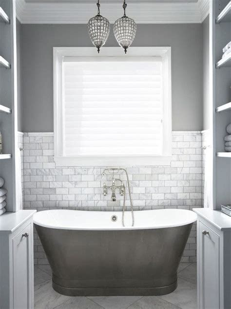 Equal parts classic and stylish, a white shower is designed to dazzle. 30 Calm And Beautiful Neutral Bathroom Designs - DigsDigs