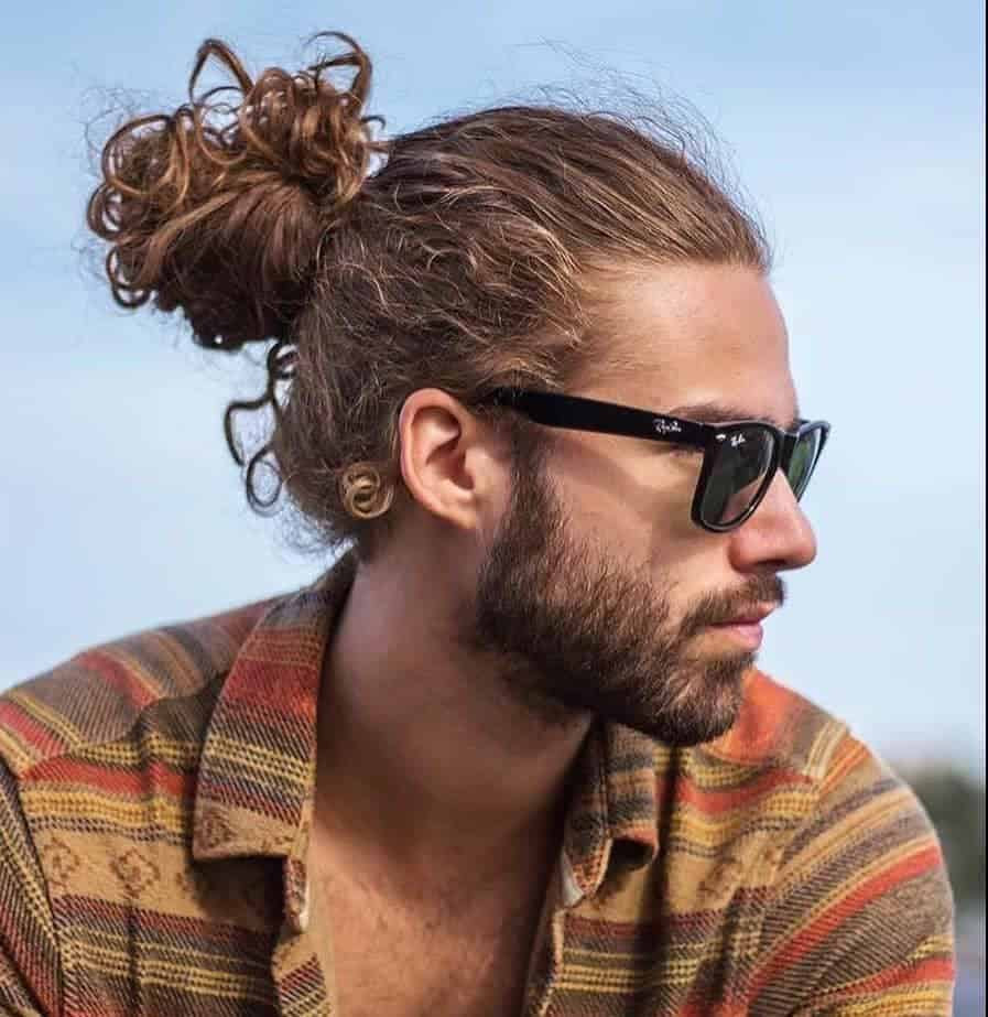 80 Best Man Bun Haircuts for the Stylish Guys [April. 2020]