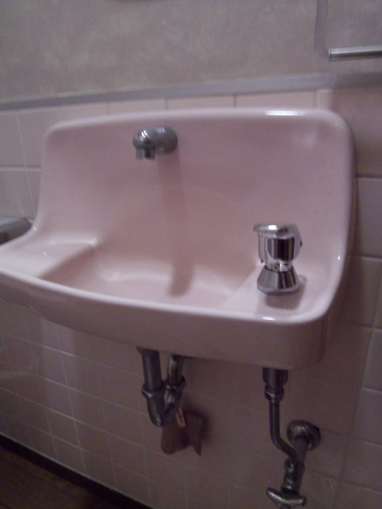 トイレ手洗いの水栓を修理 できるかも図鑑