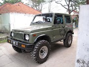 40+ Jimny Hijau Army