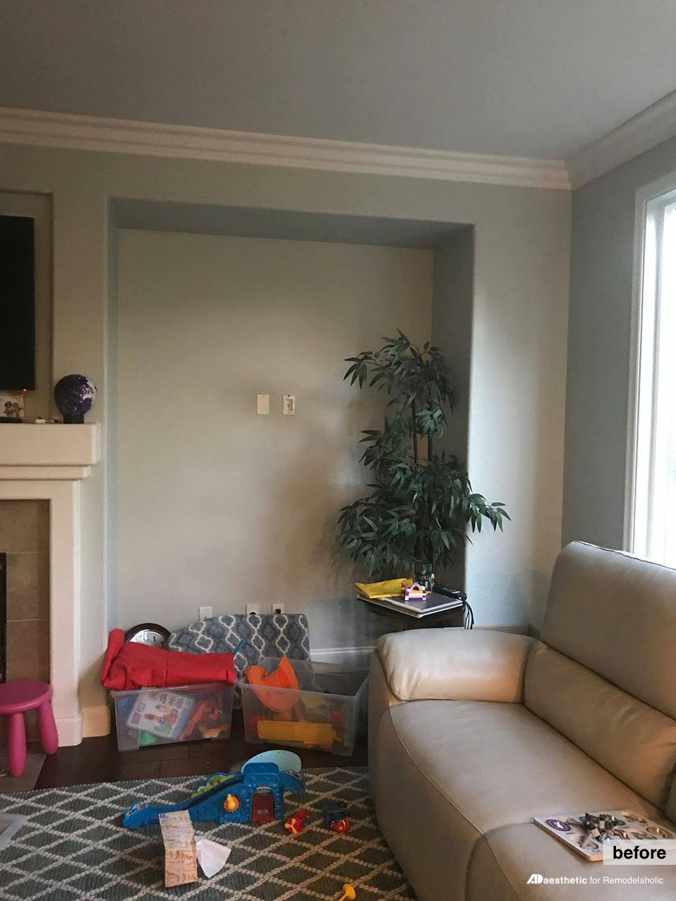 Many homes have those potentially awkward alcoves that are tricky to decorate. Try these creative nook decorating ideas plus tips for a nautical nook. 