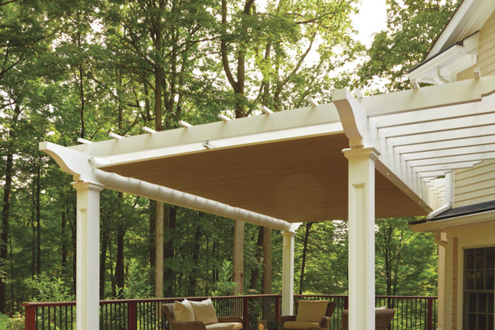 Pergola Design: Attached, Freestanding or Hybrid