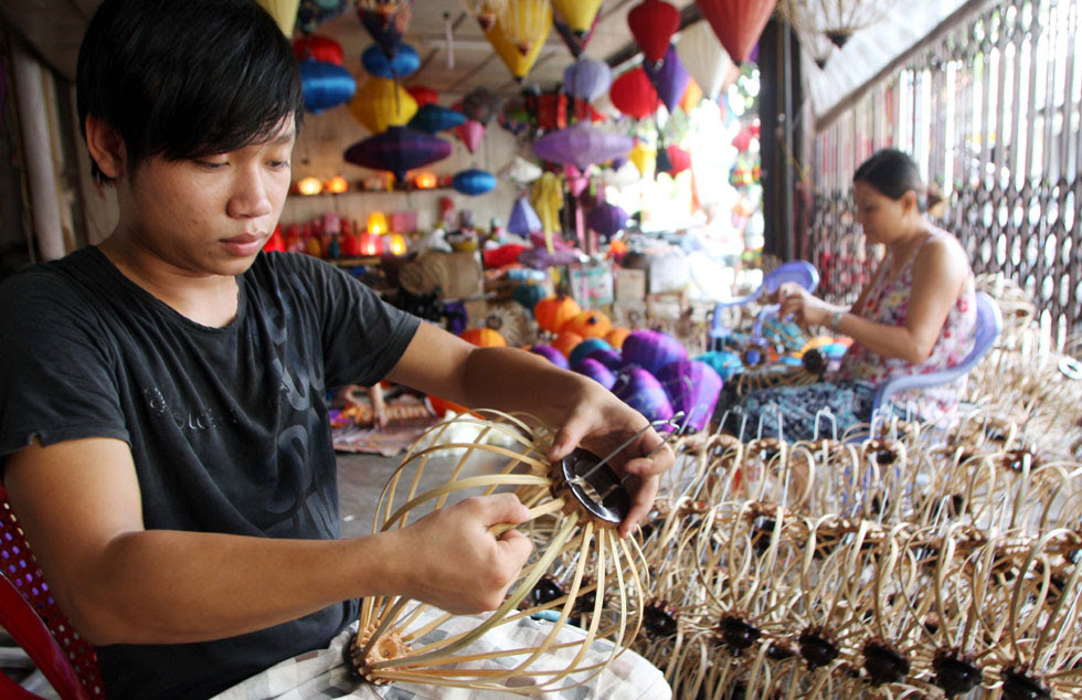 nghe lam den long Hoi An 3 Nghề làm đèn lồng Hội An