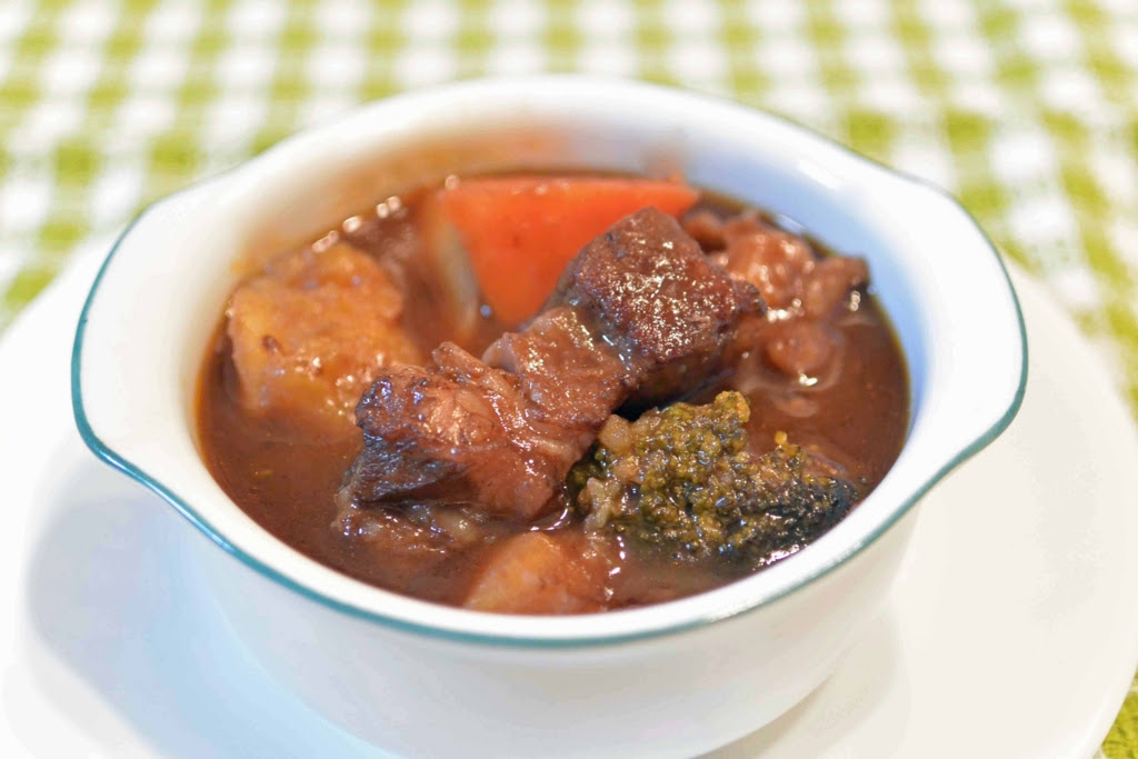 失敗しない お肉がとろっとろの手間ひまビーフシチューの作り方とその簡易レシピ ぐるなび みんなのごはん