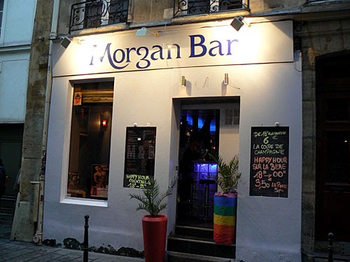 morgan bar.jpg