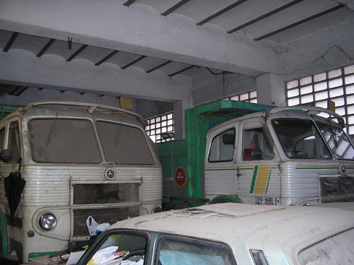 Pegaso 1060 i 1062 de TRANSPORTS LLENAS de Girona