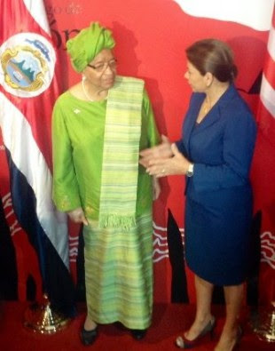 La Presidenta Laura Chinchilla, se reunió con su homóloga de Liberia, Ellen Johnson Sirleaf. Foto CRH.