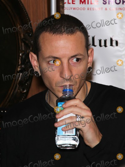 chester bennington family. Chester Bennington