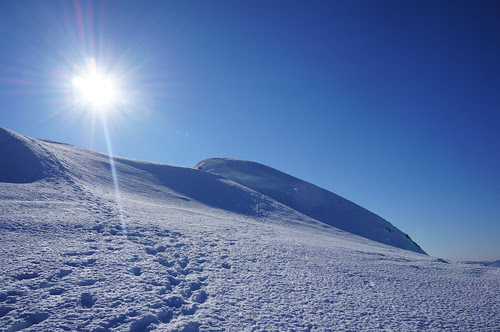 Approaching the summit of Beinn nan Eachan