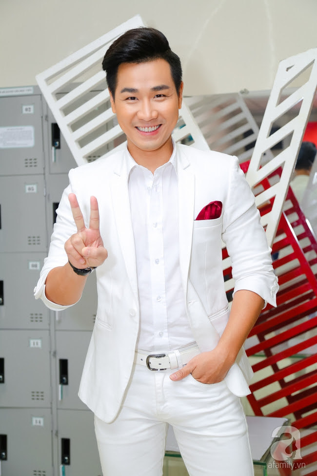 Thu Minh, Đông Nhi chống đói ngay hậu trường ghi hình The Voice - Ảnh 12.
