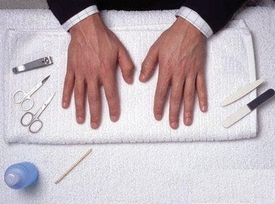 manicura2 ¿Manicura para hombres? ¡Por supuesto!
