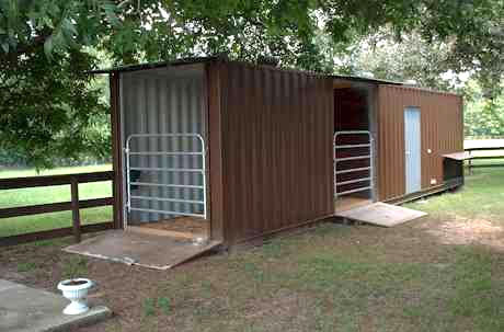 news_2041117_container barn