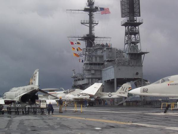 ミッドウェイ博物館 サンディエゴ 歴史的な場所 Aircraft Carrier En アメリカ海軍 Museum Ship En Military Museum En Aviation Museum En