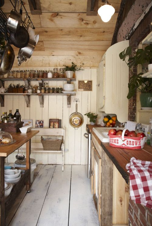 38 Super Cozy And Charming Cottage Kitchens - DigsDigs