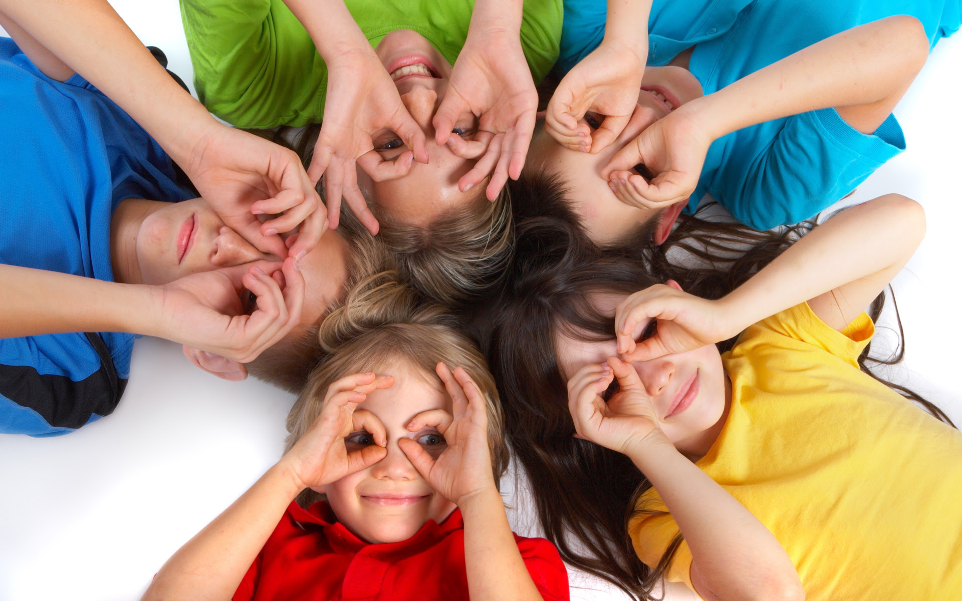 http://www.hdwallpapers.in/walls/cute_kids_cute_play-wide.jpg