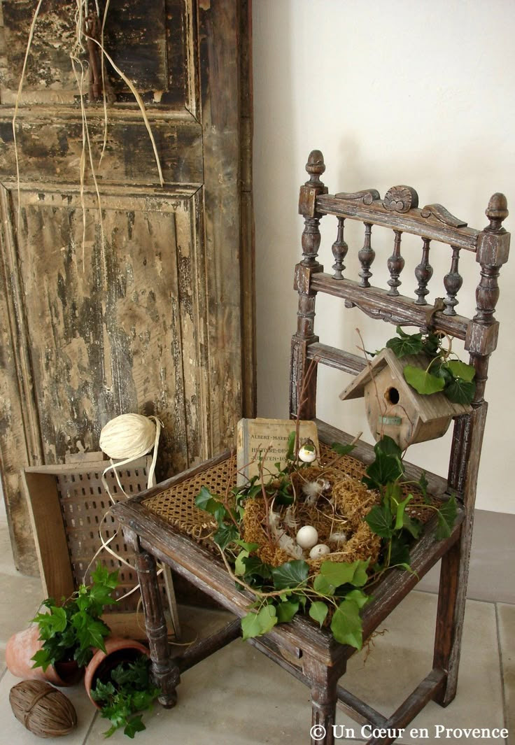 rustic and beautiful and would look great in an entrance way or front step.love it