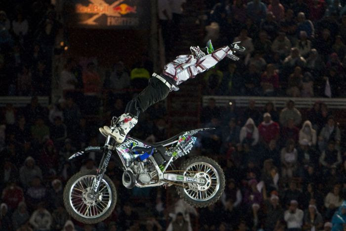 Red Bull X-Fighters 2010 in Mexico-City (21 pics)