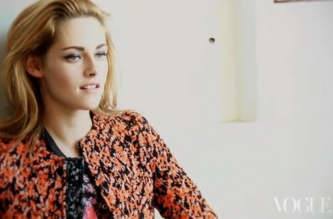 kristen stewart hot scene. kristen stewart hot bikini.