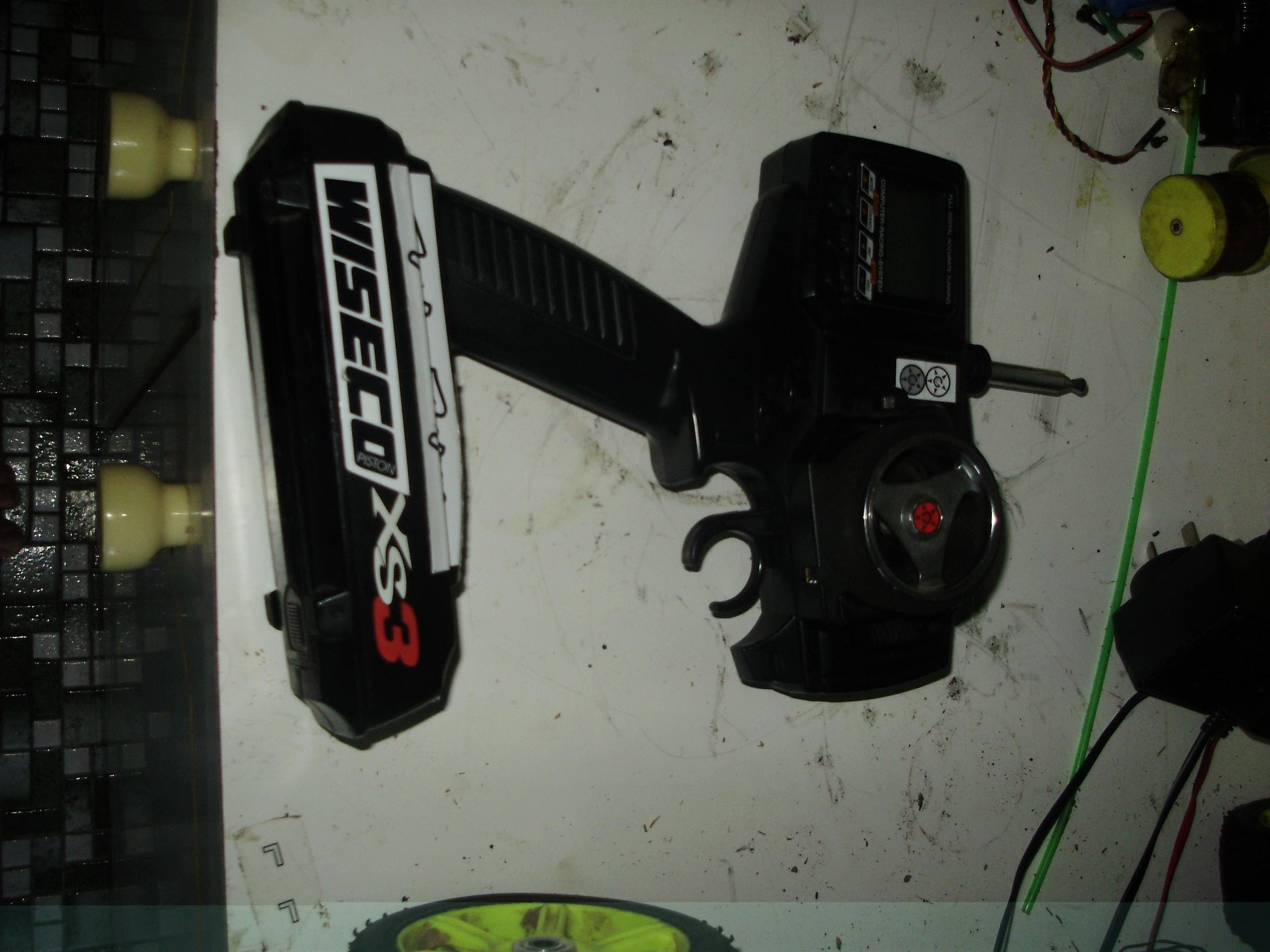 jr racing xs3 controler and car plus parts and tools-001.jpg