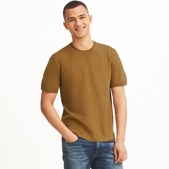 ユニクロのウォッシャブルクルーネックセーターは夏にマストな超名作 最も早くオシャレになる方法 現役メンズファッションバイヤーが伝える洋服の 知り方 Knower Mag