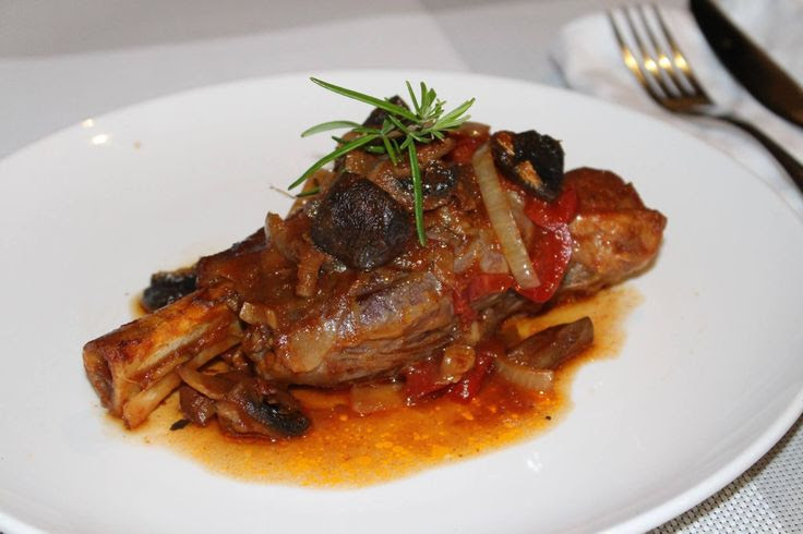 Slow Cooked Lamb Shanks - so amazing &amp; easy to make www.realfoodpledge ...