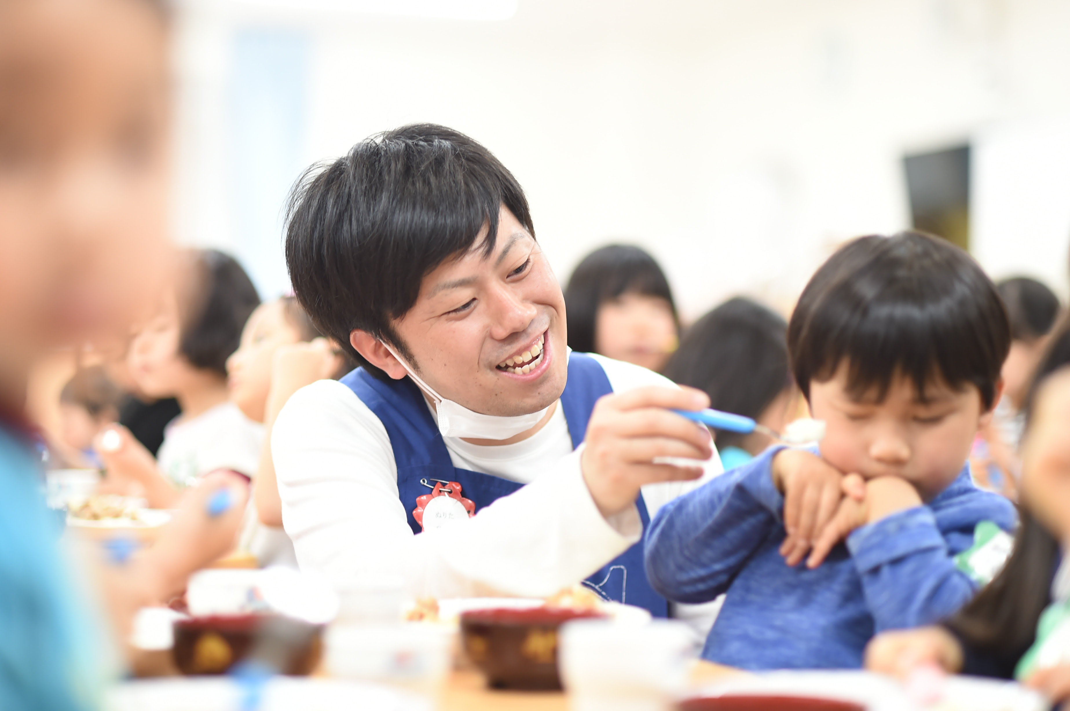 男性保育士のエプロンはどう選ぶ 保育いっしょうけんめい