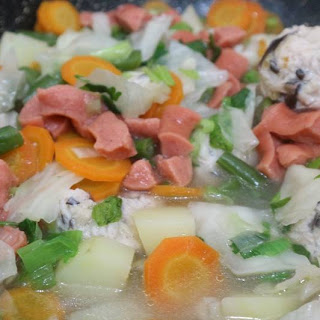 Cara Memasak Sop Sayur Bakso Sosis yang Sedap dan Mudah
