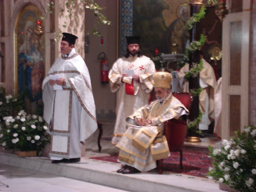 Preparing the ordination por Philippe Gebara.